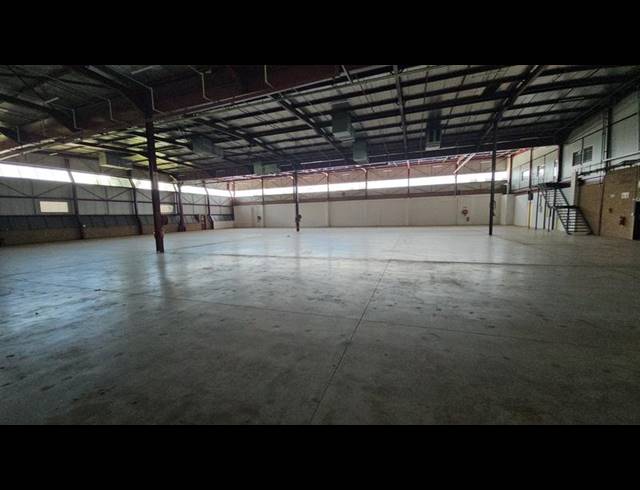 INDUSTRIAL PROPERTY TO RENT IN HALFWAY HOUSE